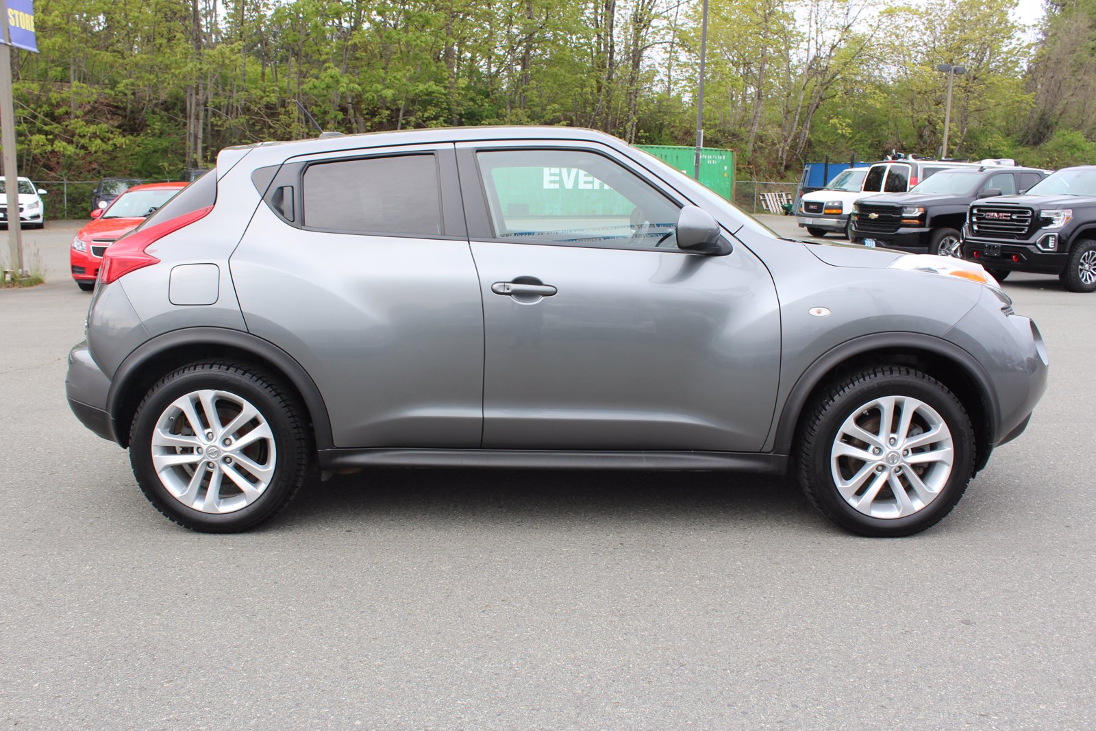 Pre-Owned 2012 Nissan JUKE SV Station Wagon In Duncan #104040A | Island ...